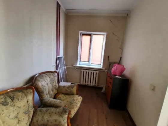 Продам 4 ком. дом на Азотном. Донецк