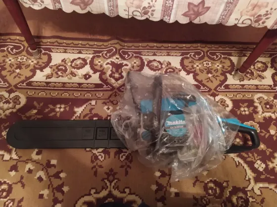 Продается бензопила Makita EA7900P70E. Донецк