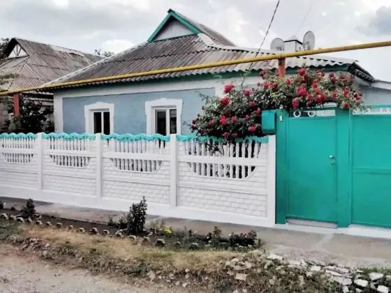Продается 3-комнатный дом в Ленинском районе! Донецк