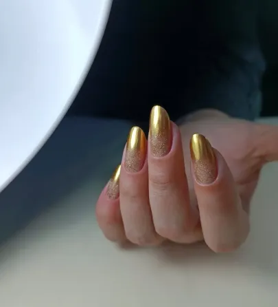 Маникюр / наращивание ногтей / коррекция / педикюр. Донецк (площадь Ленина) Донецк