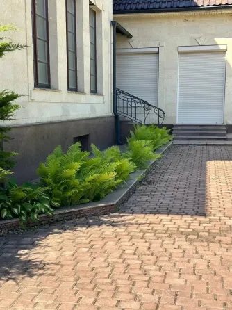 Современный дом по ул Соловьяненко в Куйбышевском районе Донецк