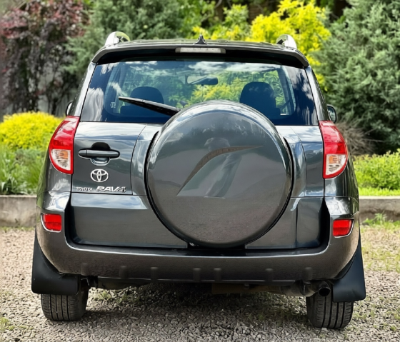Продам шикарный Rav4 Донецк