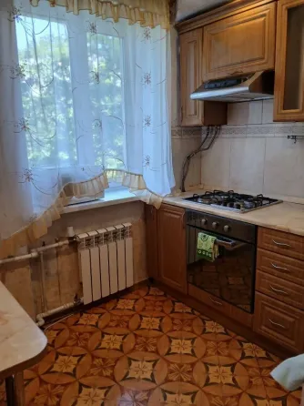 3 ком.кв. пр.металлургов Мариуполь