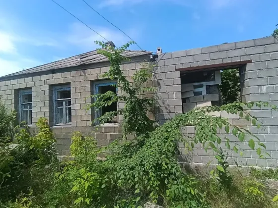 Купить приватизированный участок с домом Мариуполь