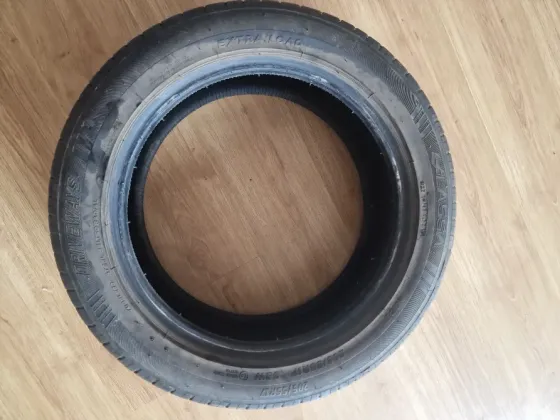 продаю шины 205/55/17 Донецк