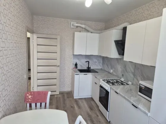 1-к квартира в Паролетарсколм районе, улица Раздольная Донецк