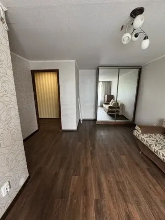 Продам 1 комн., 4/5, ремонт, мебель, Калининский районпарк Гулливер Донецк