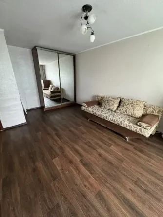 Продам 1 комн., 4/5, ремонт, мебель, Калининский районпарк Гулливер Донецк