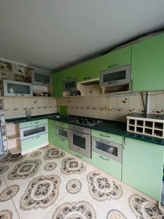 Продается 3-комнатная квартира в Центральном районе Мариуполь