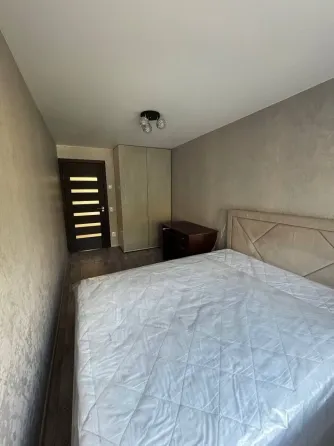 Продаётся 2-комн. квартира г. Торез, 4 м-он Торез