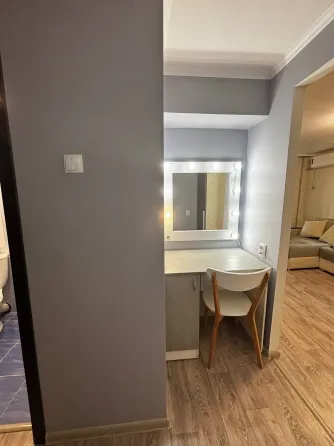 Продаётся 2-комн. квартира г. Торез, 4 м-он Торез