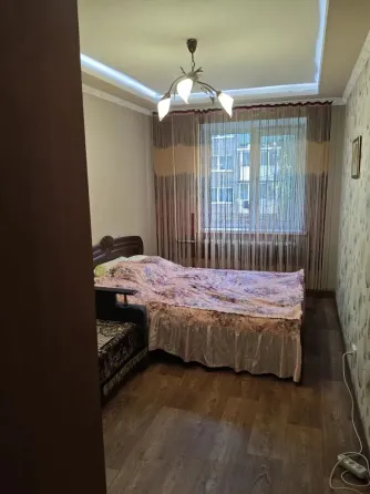 CДам 2-х в Пролетарском р-не Донецк