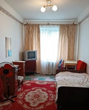 Продам 4к.кв. Петровский р-н. Ориентир Исполком. пл.Петровского. Донецк