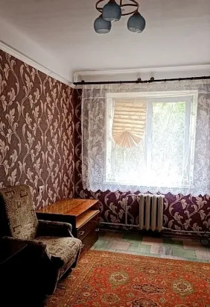 Продам 4к.кв. Петровский р-н. Ориентир Исполком. пл.Петровского. Донецк