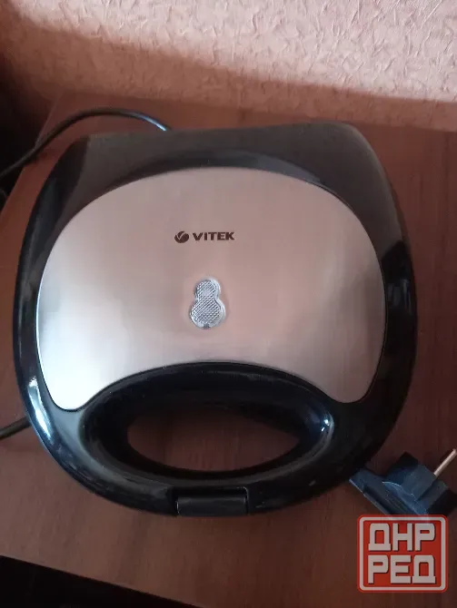 Сэндвичница Vitek Донецк - изображение 1