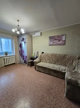 Продаётся 1 ком.квартира в Ленинском районе Донецка! Донецк