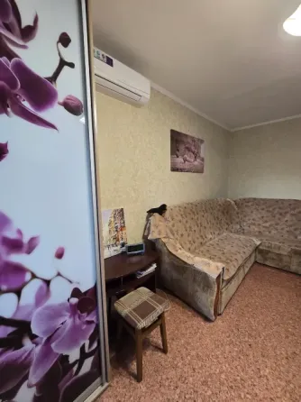 Продаётся 1 ком.квартира в Ленинском районе Донецка! Донецк