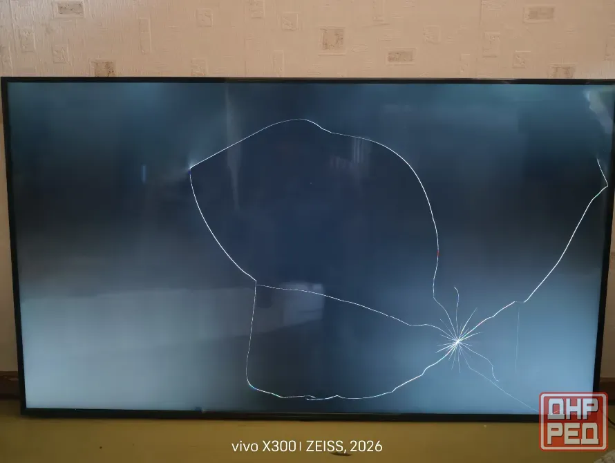 Телевизор LG 65QNED86 (65 дюймов) !!битый!! на запчасти/донор плат/битая матрица Донецк - изображение 1