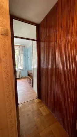 Продам 2ком б-р Шахтостроителей Донецк