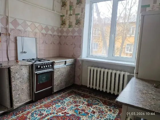 Продам 2ком Заперевальная Вода постоянно Донецк