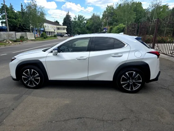 Lexus UX 200 Донецк