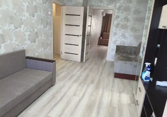 Сдам двухкомнатную квартиру Донецк