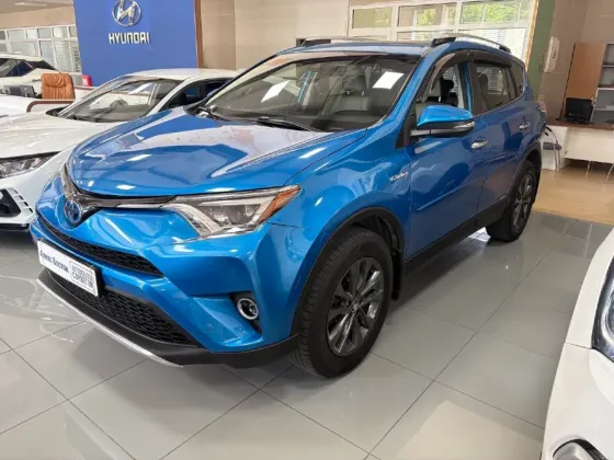 Toyota RAV4 2015г. рестайлинг Макеевка