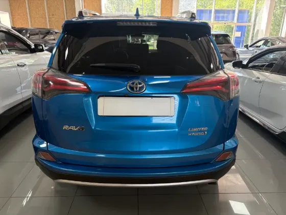 Toyota RAV4 2015г. рестайлинг Макеевка