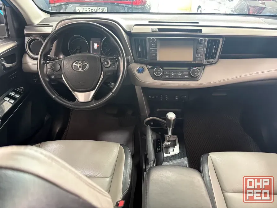 Toyota RAV4 2015г. рестайлинг Макеевка - изображение 7