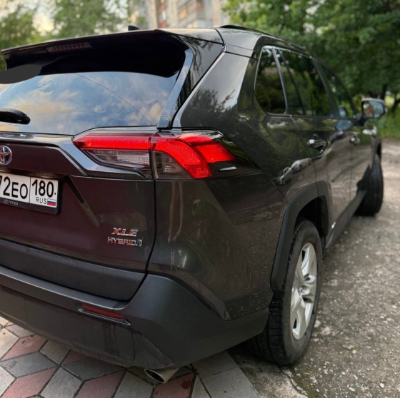 Toyota RAV4 Hybrid XLE 2020 AWD Донецк