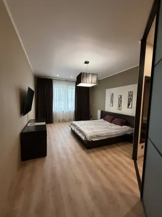 ARENDA KomFort Klass - Новострой в Центре Донецка ! Вода Круглосуточно ! Консьерж ! Донецк