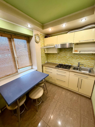 Продажа 2к.кв по ул.Речной ( ор-р Лицей 37) Донецк