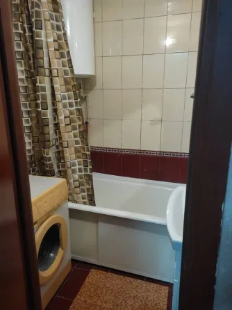 Продам 2 к квартиру в Приморском р-не, ор. Бахчиванджи! Мариуполь