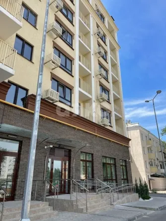 Сдаётся 2-комнатная квартира в самом центре Мариуполя Мариуполь