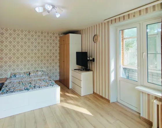 Сдаю однокомнатную квартиру 32.0 м² этаж 3/5 город Донецк, Ленинский район, Донецк