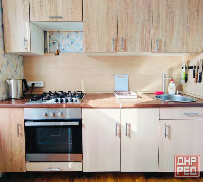 Сдаю однокомнатную квартиру 32.0 м² этаж 3/5 город Донецк, Ленинский район, Донецк - изображение 4