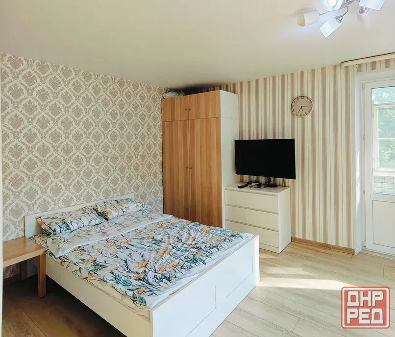 Сдаю однокомнатную квартиру 32.0 м² этаж 3/5 город Донецк, Ленинский район, Донецк - изображение 2