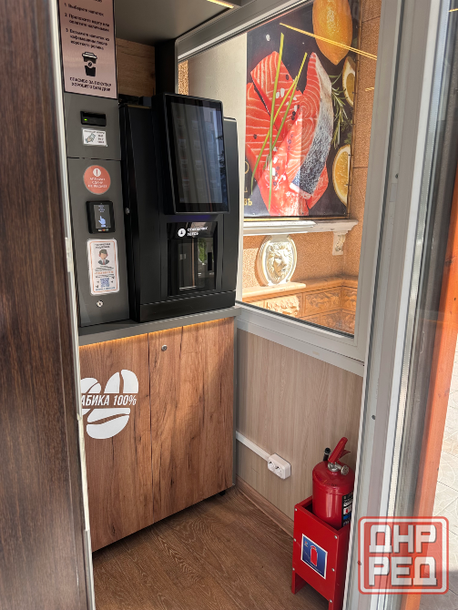 Продам кофейную точку самообслуживания / Кофейный автомат Jetinno JL28 / Готовый бизнес 24/7 Донецк - изображение 3