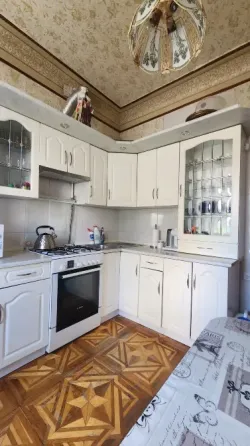 Продается 4к.кв. бул. Пушкина, 104 м2.+ парковочное место. Донецк