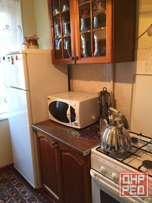 Продам 2 х комн квартиру в районе цирка Донецк - изображение 1