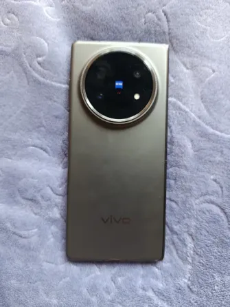 Продам vivo xFold5 Донецк