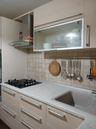 Продам шикарную 3 комнатную квартиру на Азотном Донецк