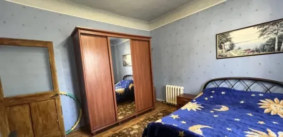 Продам 3-х комнатную квартиру,ост.Школа Макеевка
