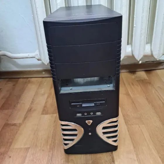 Отличный компьютерный корпус Донецк