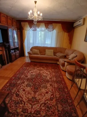 Продается 4х комнатная квартира Мариуполь