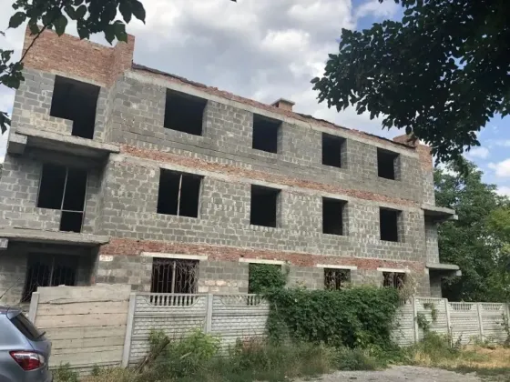 Продажа жилого комплекса ,новострой , на приватизированной земле ,Ленинский райисполком! . Донецк