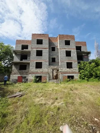 Продажа жилого комплекса ,новострой , на приватизированной земле ,Ленинский райисполком! . Донецк