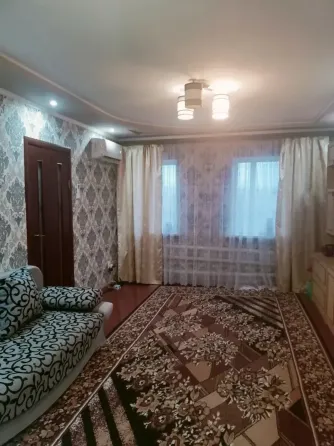 Дом пгт Пролетарское есть скважина Макеевка