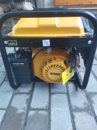 Бензогенератор бензиновый генератор 380V/220V Донецк