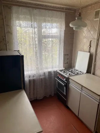 Сдаётся 2-х комнатная квартира на Даках Макеевка